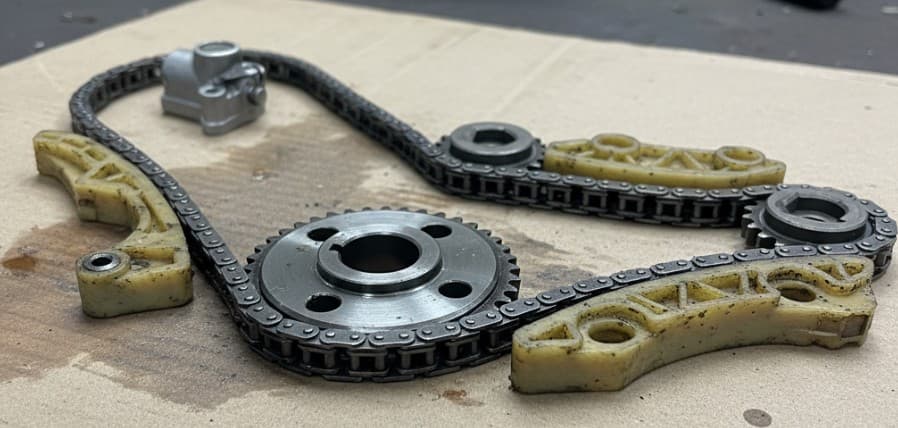 Kit chaîne de distribution : composition, réglage, entretien